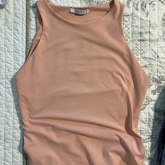 ReoRia Medium bodysuit - Picture 2 of 3